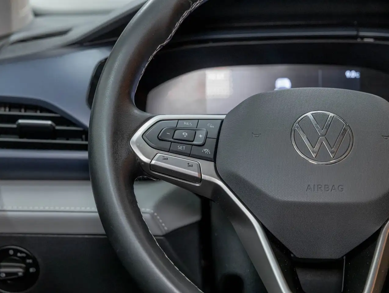 Volkswagen Taos снимка Volkswagen Taos