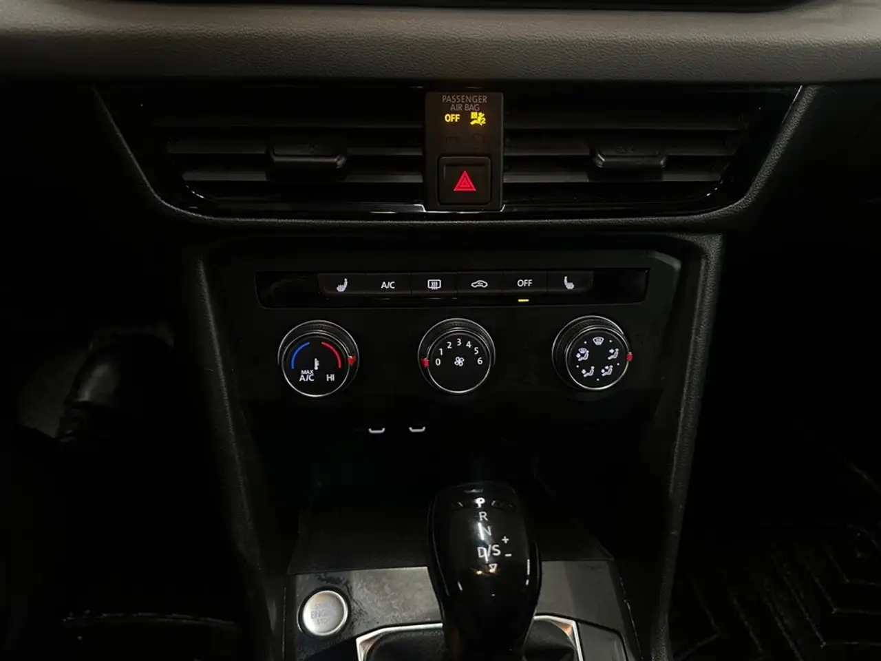 Volkswagen Taos снимка Volkswagen Taos