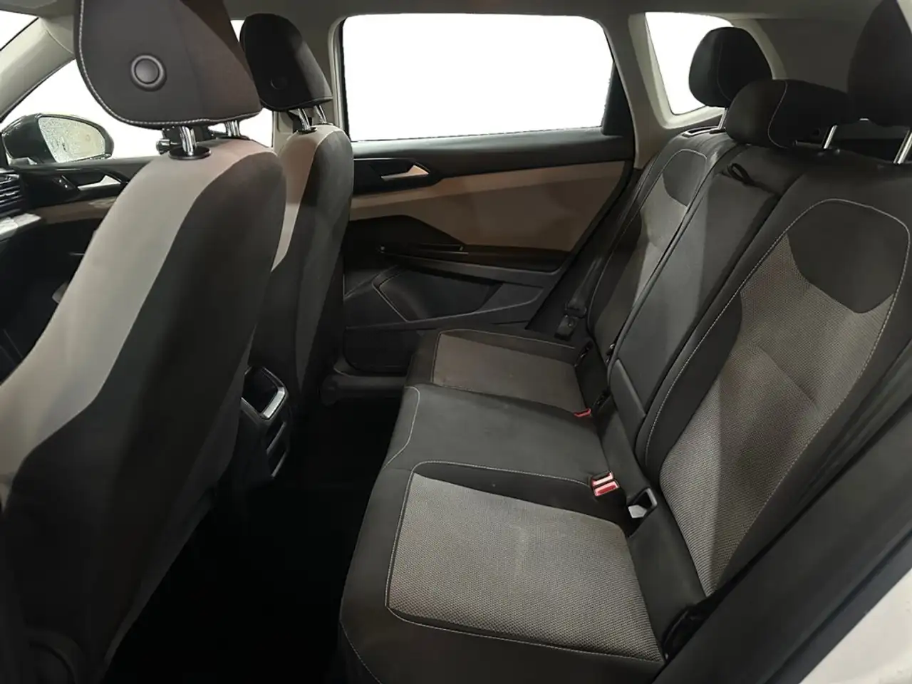 Volkswagen Taos снимка Volkswagen Taos
