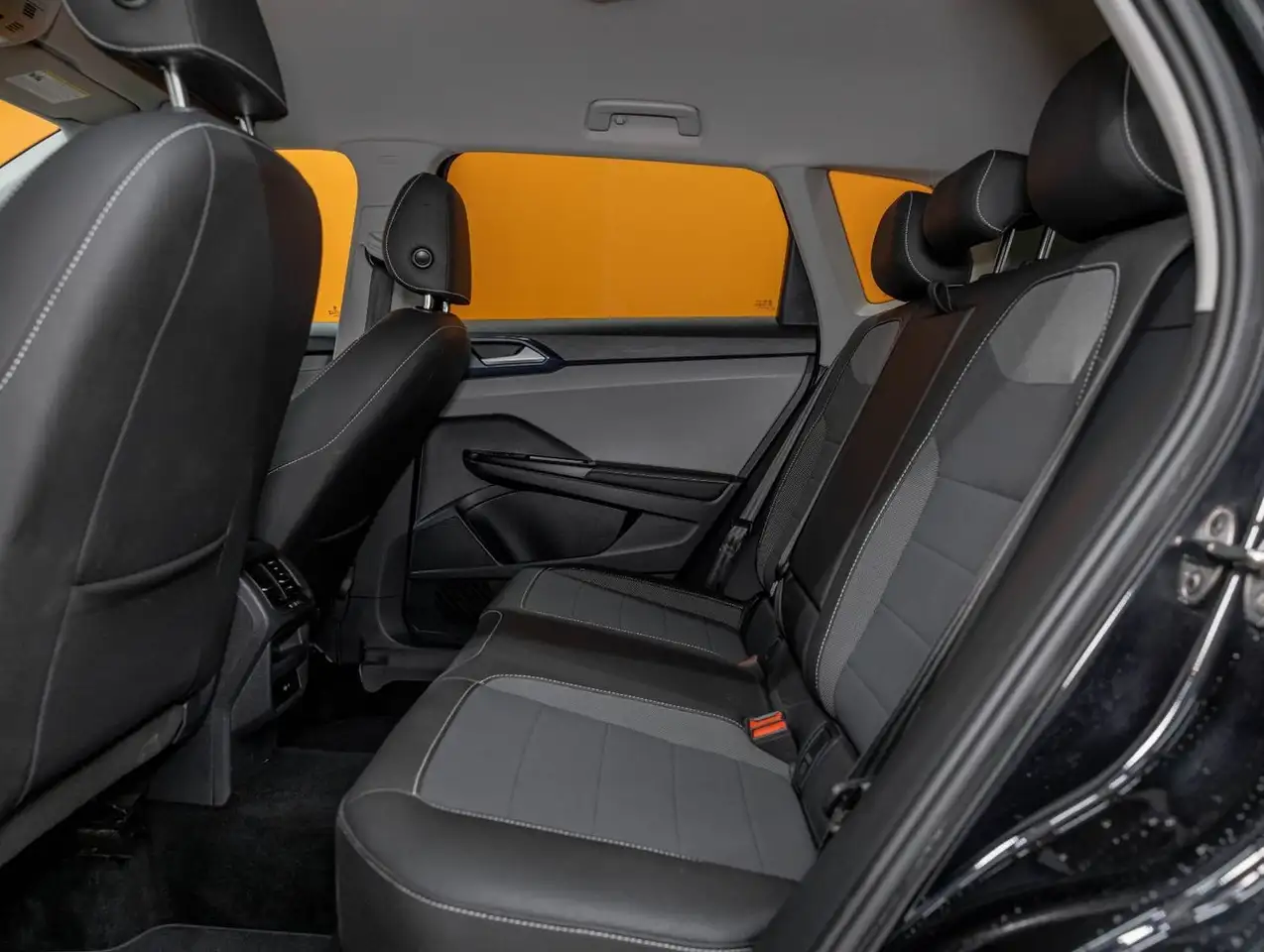 Volkswagen Taos снимка Volkswagen Taos