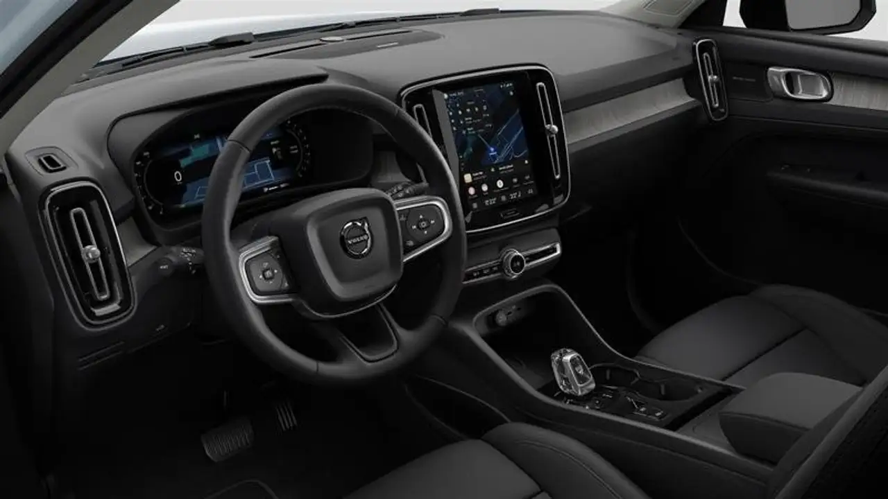 Volvo XC40 photo Volvo XC40