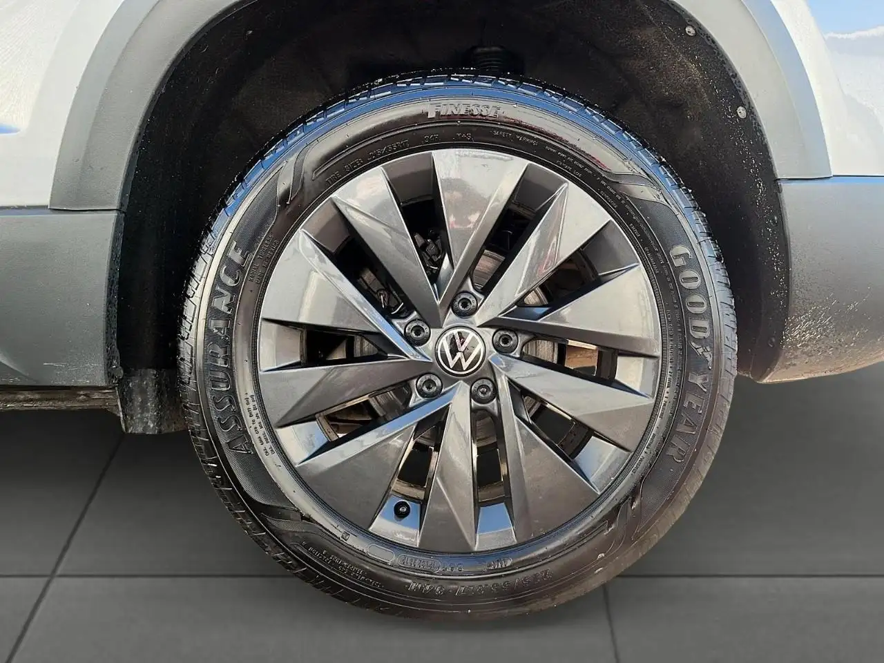 Volkswagen Taos снимка Volkswagen Taos