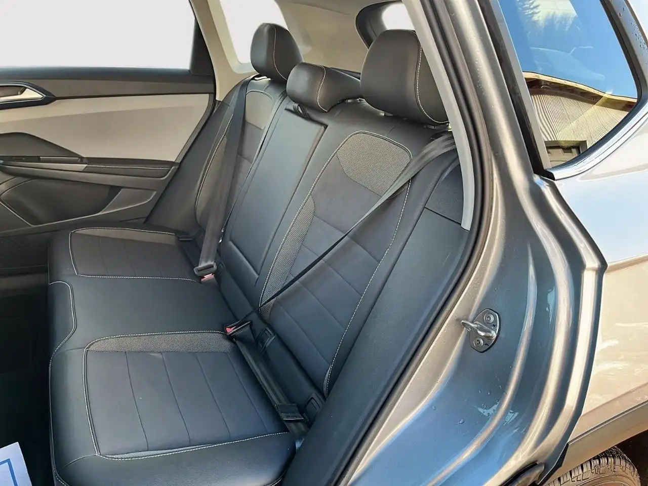 Volkswagen Taos снимка Volkswagen Taos