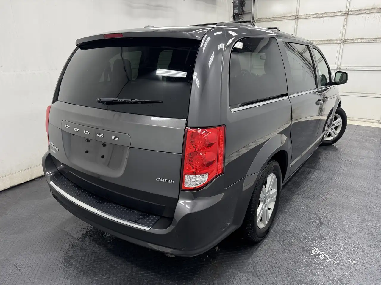 Dodge Grand Caravan снимка Dodge Grand Caravan