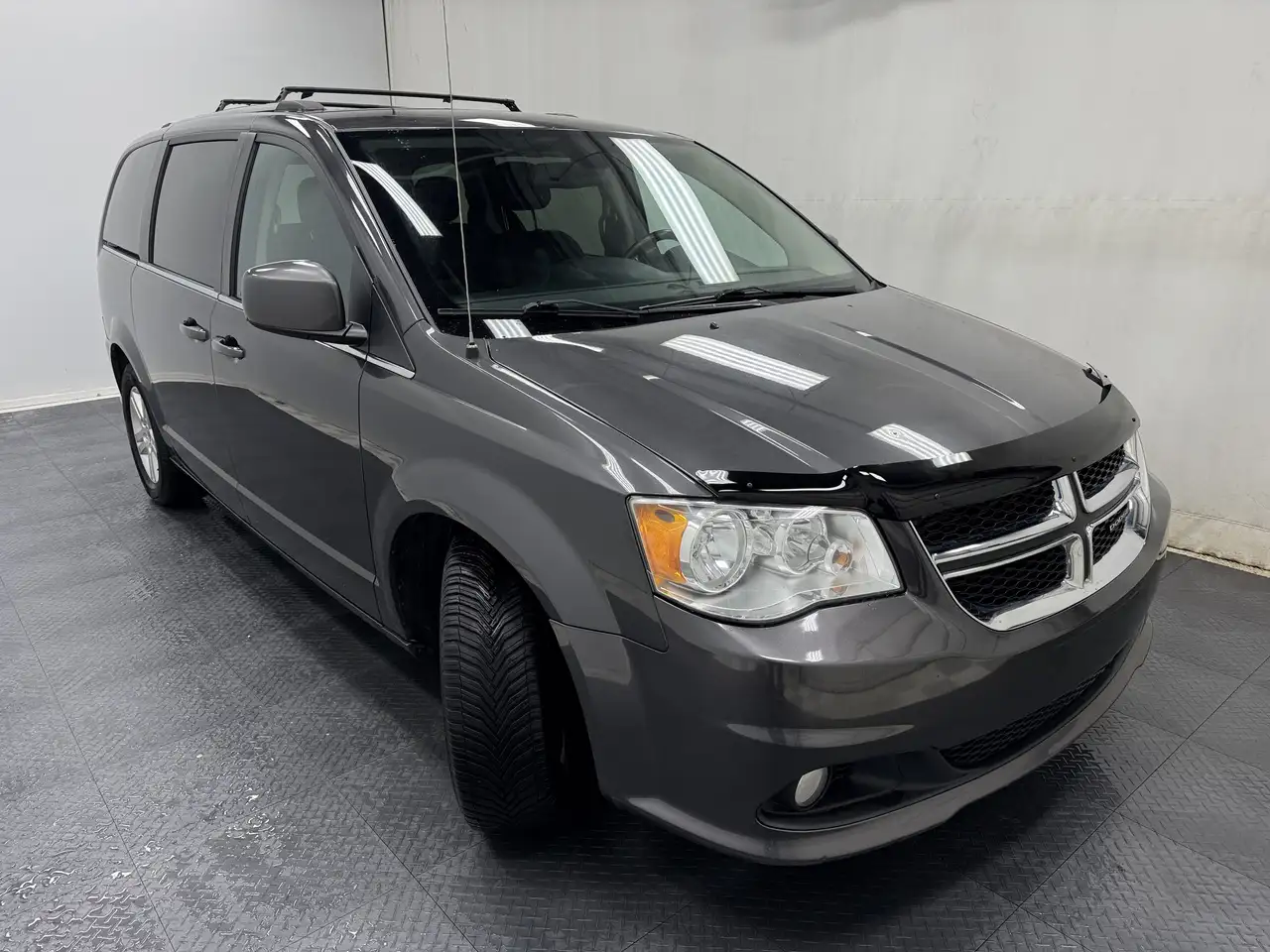 Dodge Grand Caravan снимка Dodge Grand Caravan