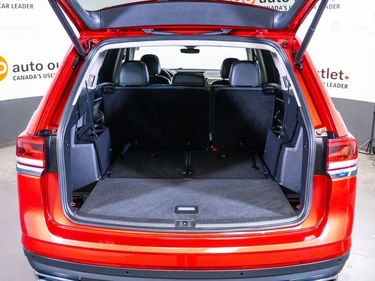 Volkswagen Atlas снимка Volkswagen Atlas