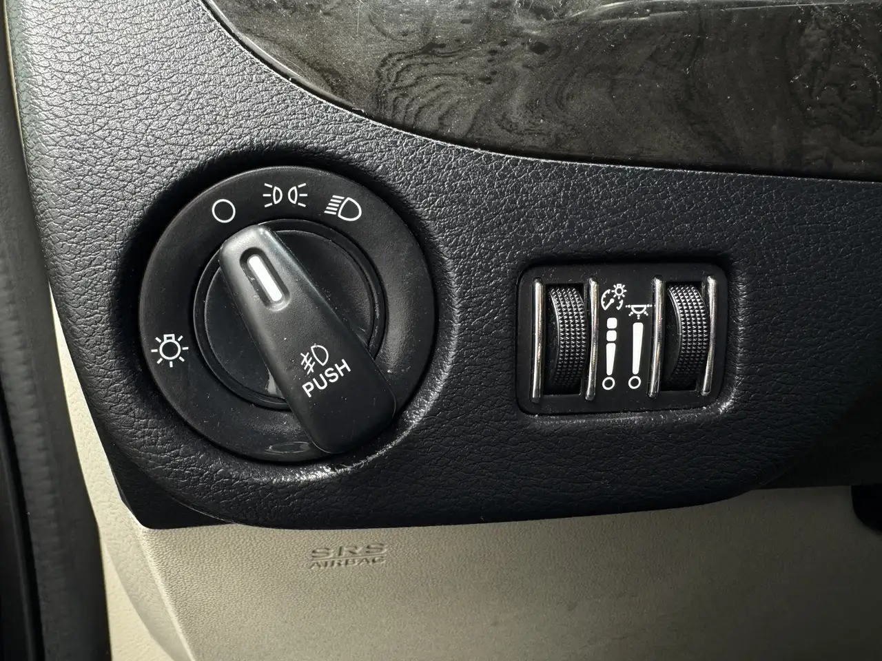 Dodge Grand Caravan снимка Dodge Grand Caravan