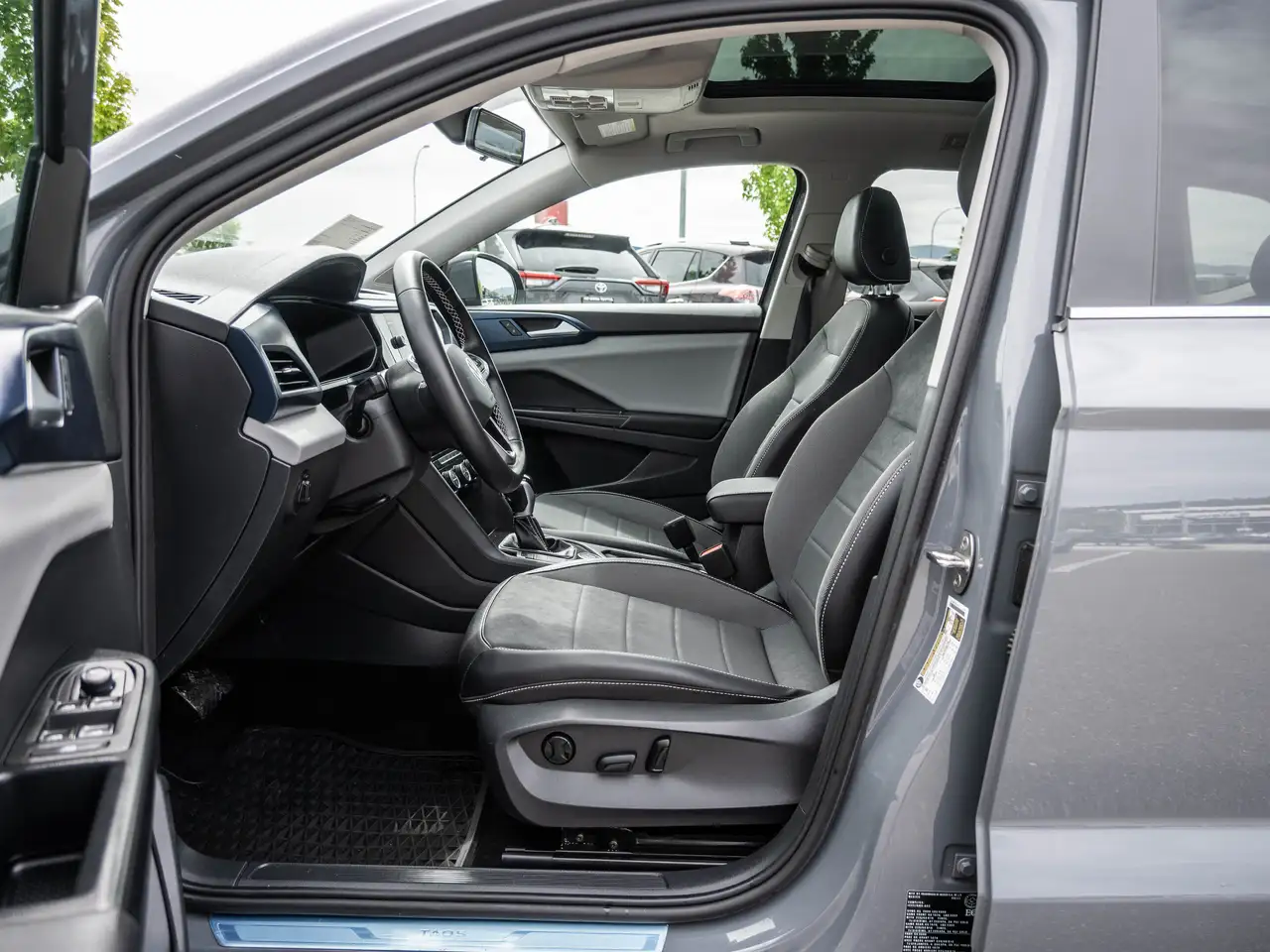 Volkswagen Taos снимка Volkswagen Taos