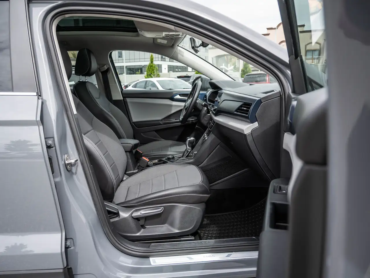 Volkswagen Taos снимка Volkswagen Taos