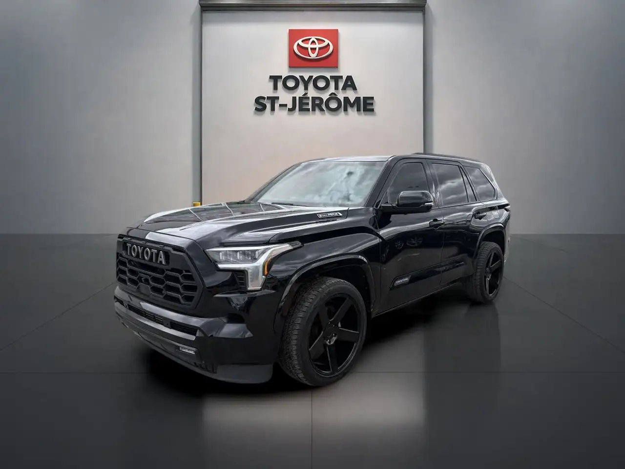 Toyota Sequoia снимка Toyota Sequoia
