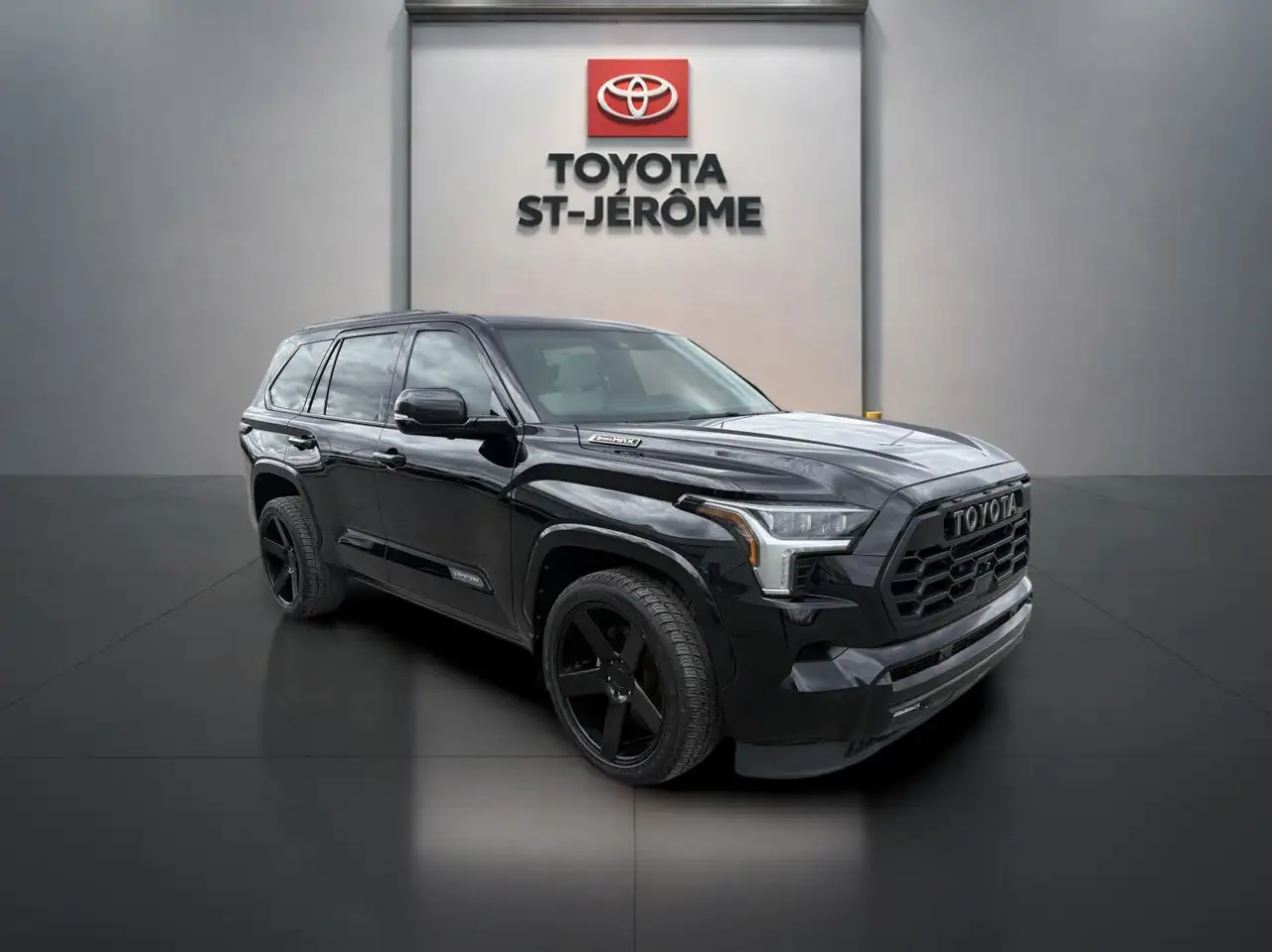 Toyota Sequoia снимка Toyota Sequoia