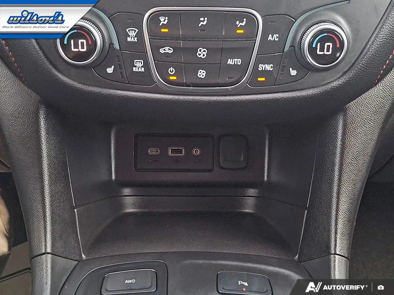 Chevrolet Equinox снимка Chevrolet Equinox