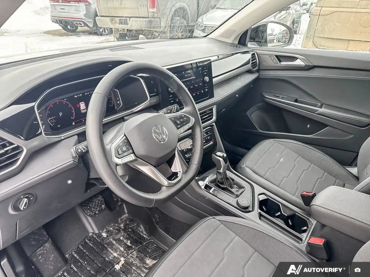 Volkswagen Taos снимка Volkswagen Taos