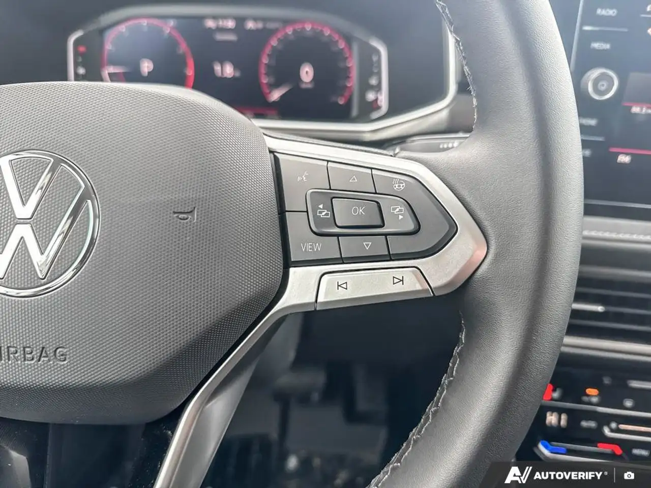 Volkswagen Taos снимка Volkswagen Taos