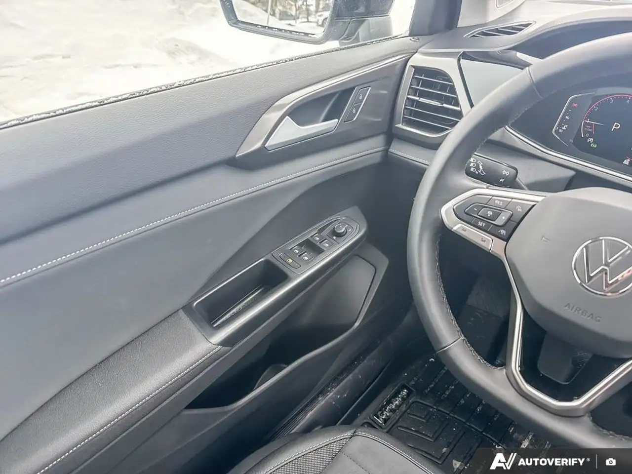 Volkswagen Taos снимка Volkswagen Taos