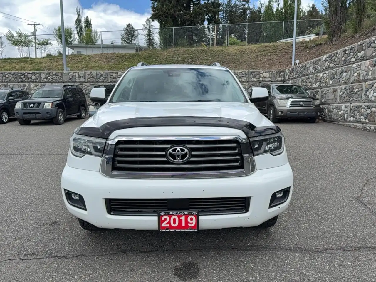Toyota Sequoia photo Toyota Sequoia
