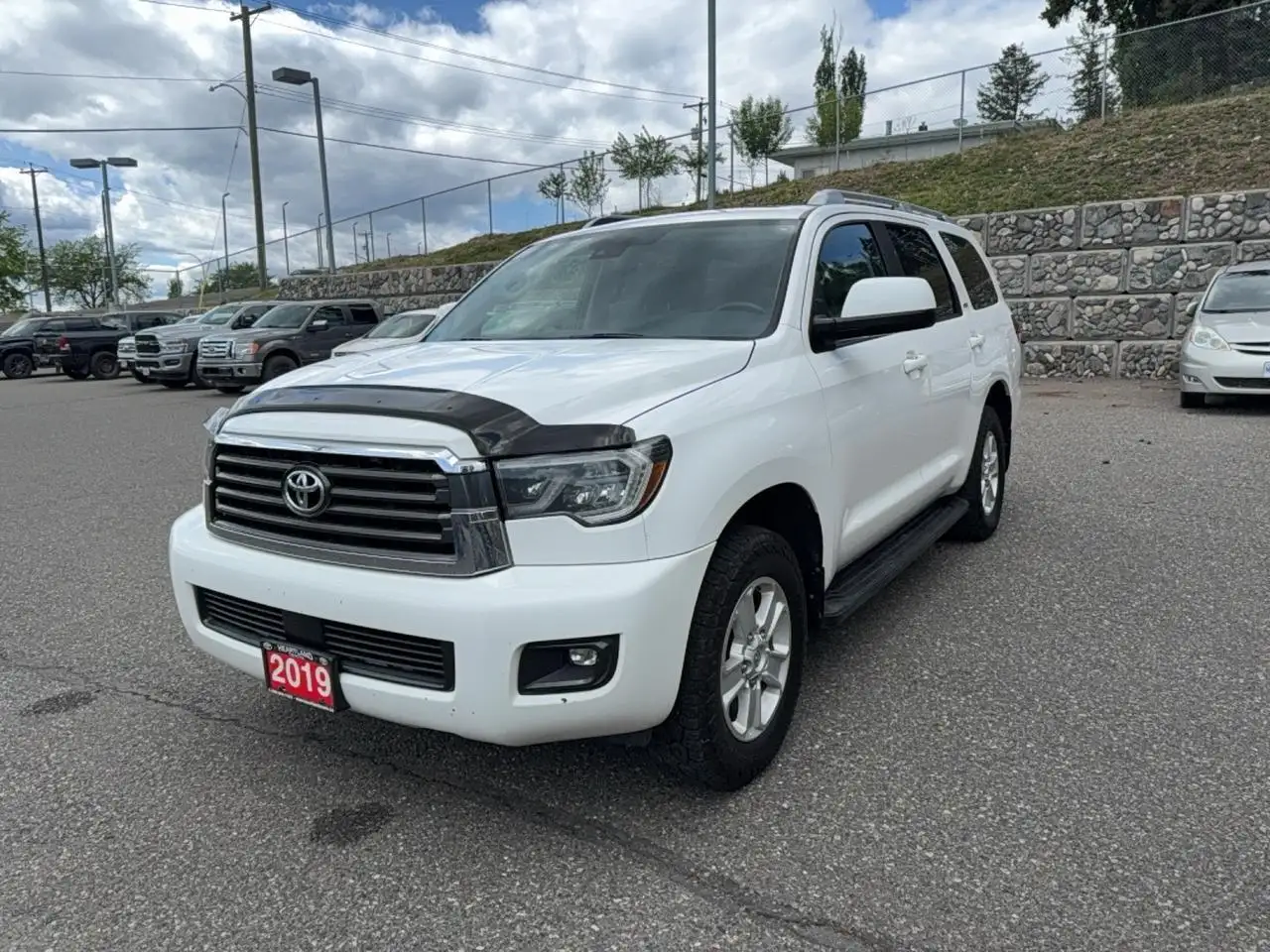 Toyota Sequoia photo Toyota Sequoia
