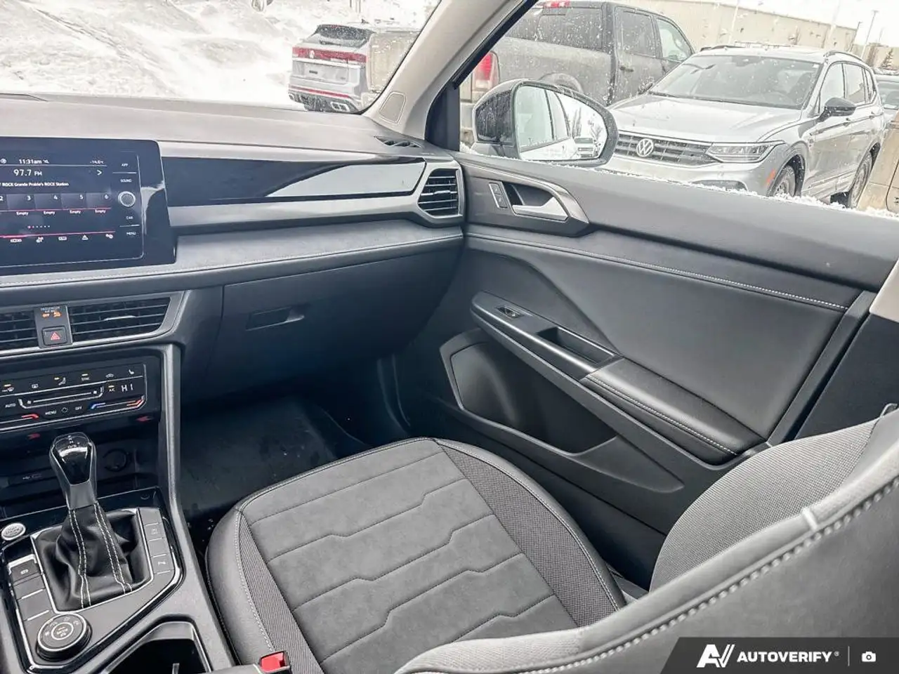 Volkswagen Taos снимка Volkswagen Taos