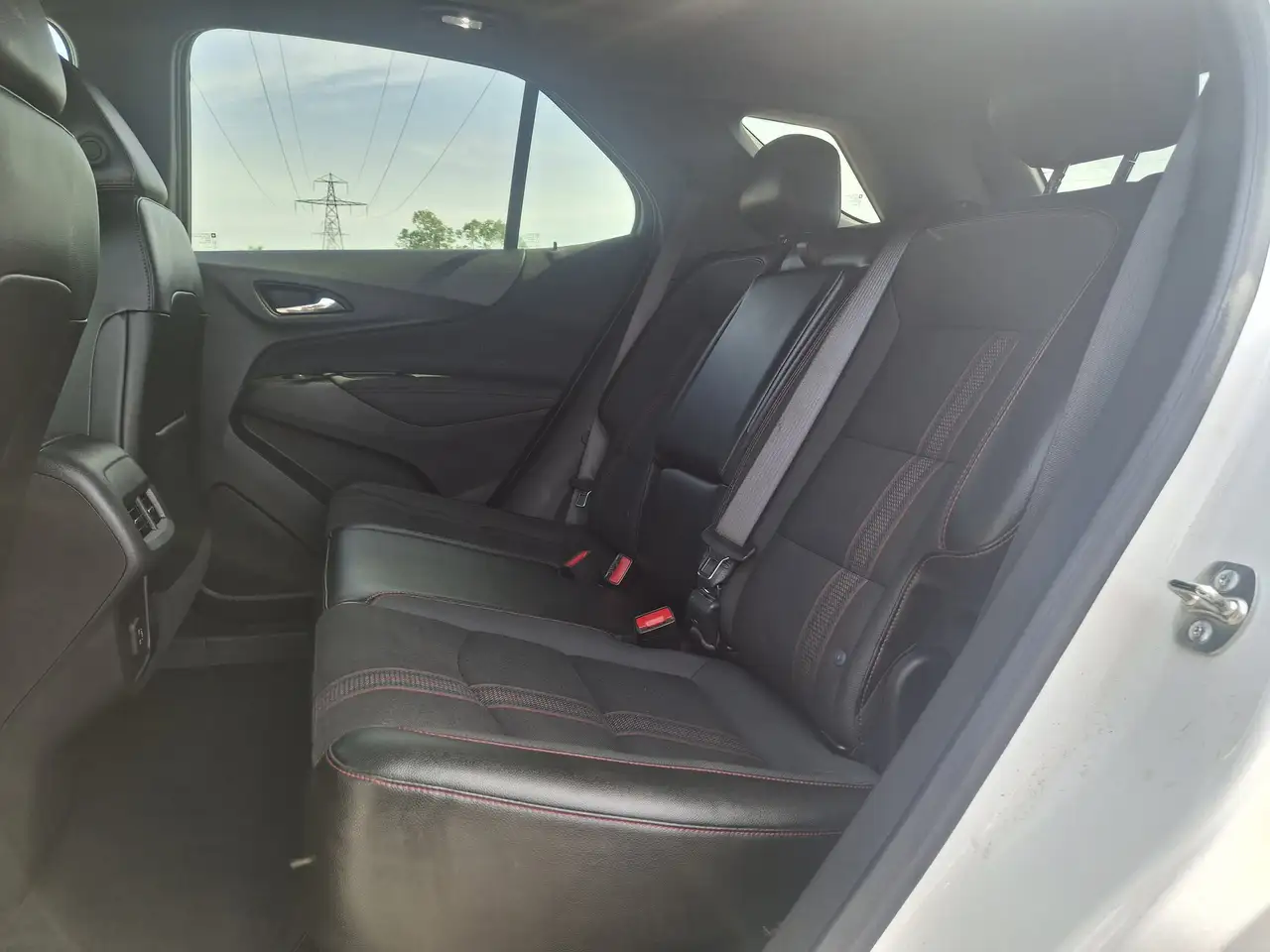Chevrolet Equinox снимка Chevrolet Equinox