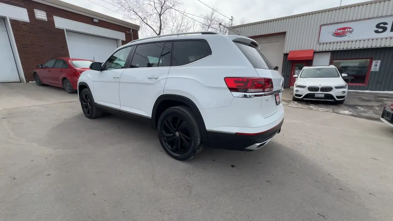 Volkswagen Atlas photo Volkswagen Atlas