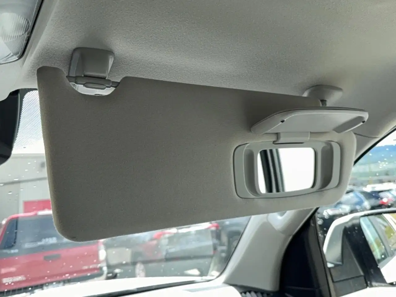 Toyota Sequoia photo Toyota Sequoia