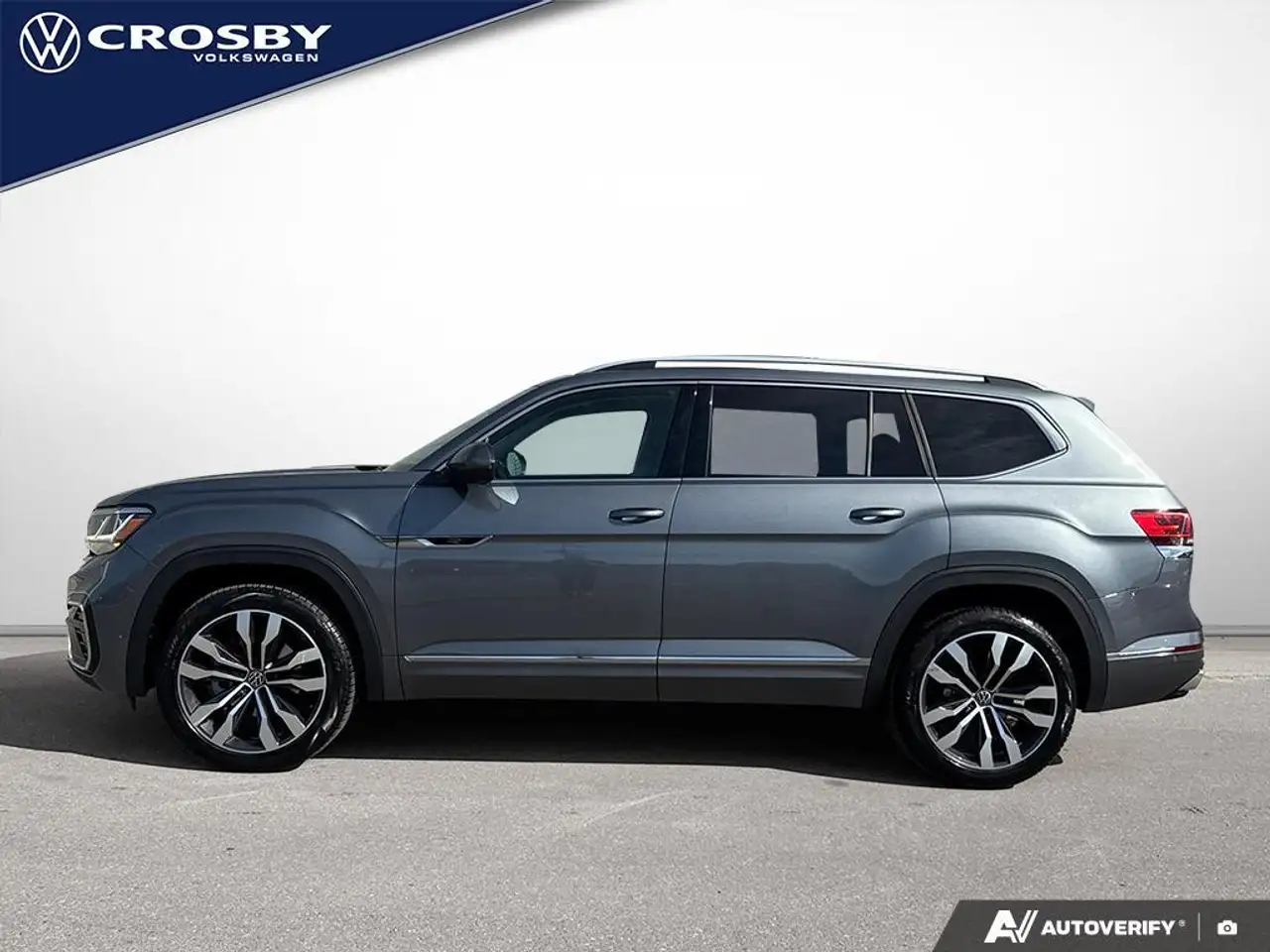 Volkswagen Atlas photo Volkswagen Atlas