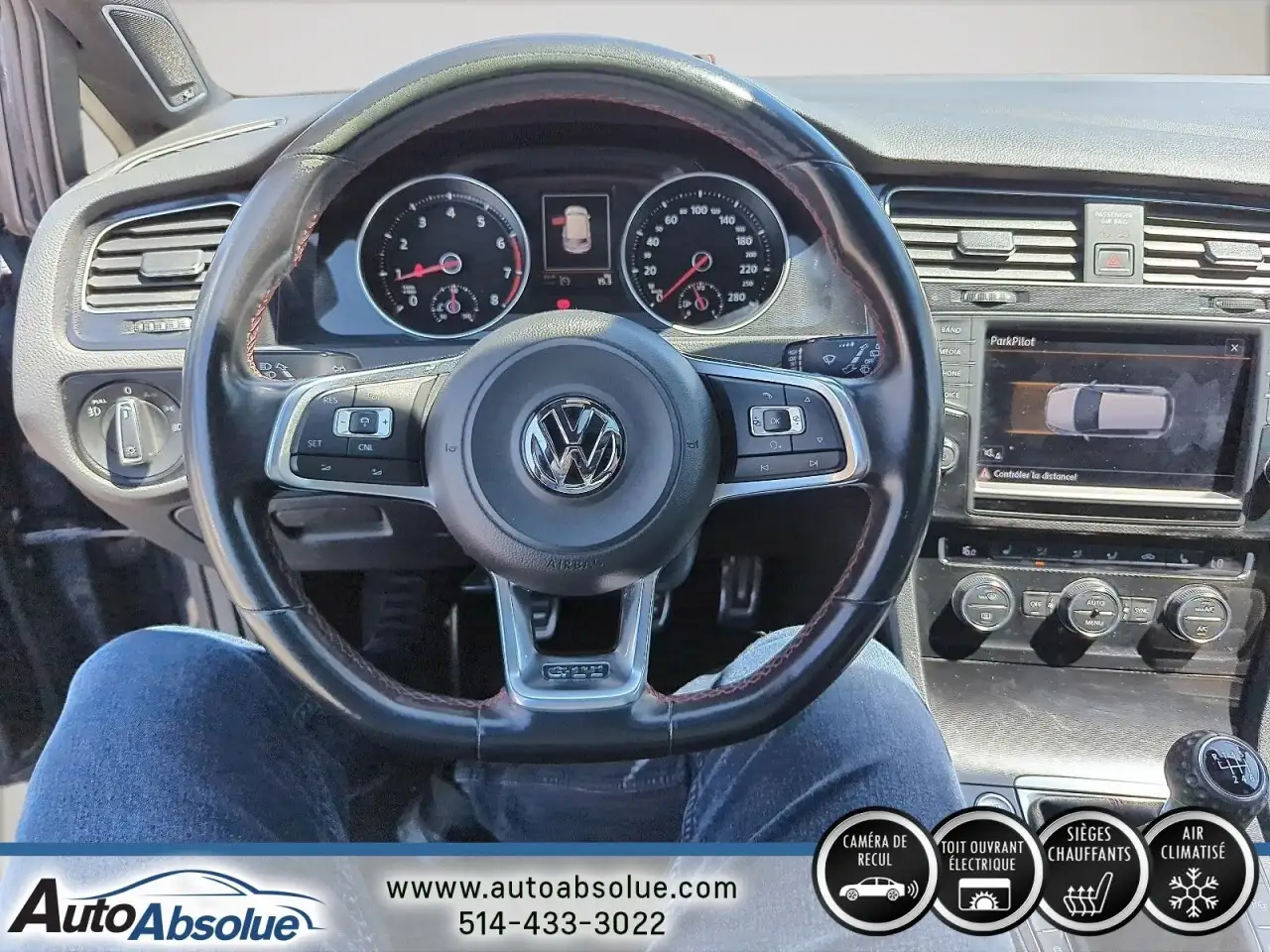 Volkswagen Golf GTI снимка Volkswagen Golf GTI