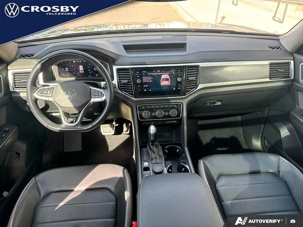 Volkswagen Atlas photo Volkswagen Atlas