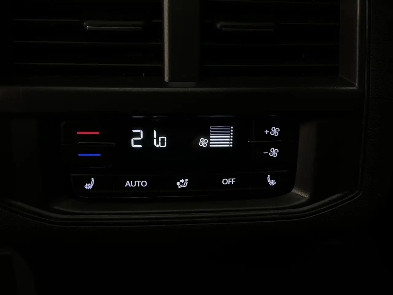 Volkswagen Atlas photo Volkswagen Atlas