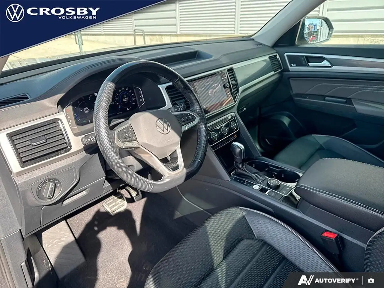 Volkswagen Atlas photo Volkswagen Atlas