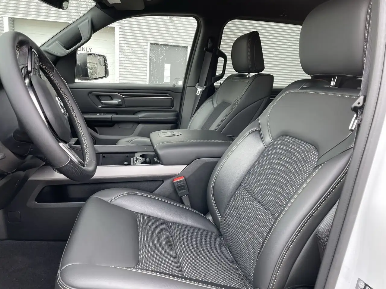 RAM 1500 photo RAM 1500