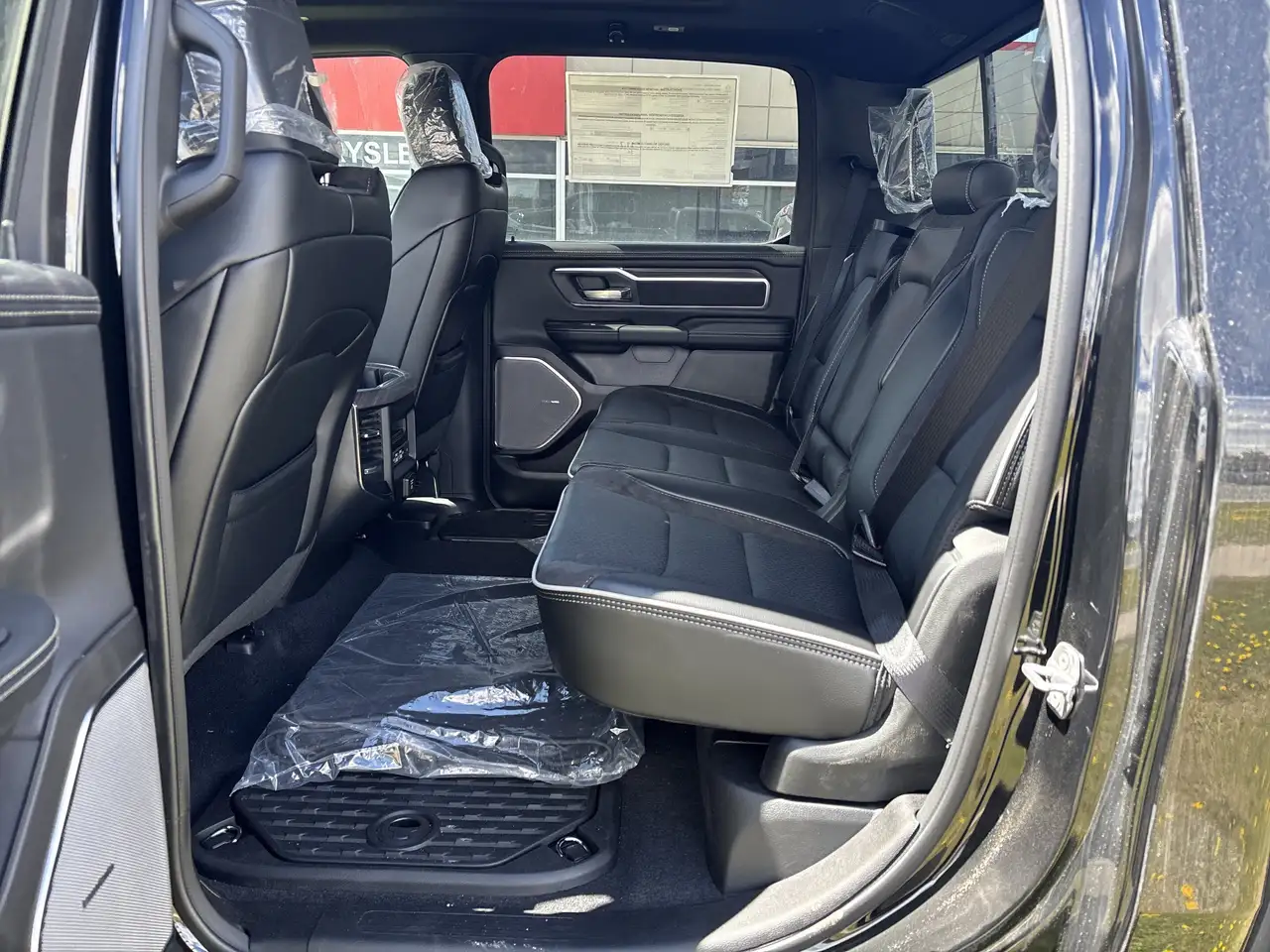 RAM 1500 photo RAM 1500
