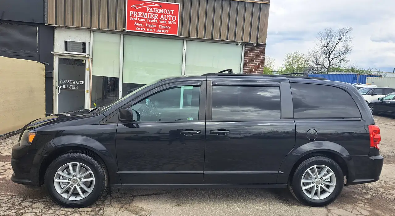 Dodge Grand Caravan снимка Dodge Grand Caravan