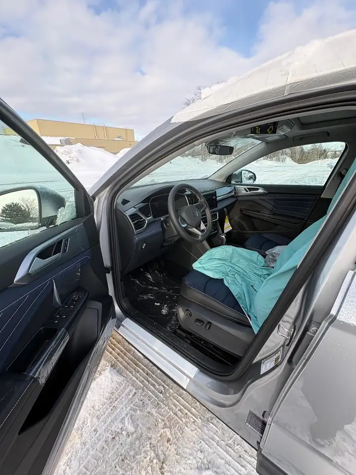 Volkswagen Taos снимка Volkswagen Taos