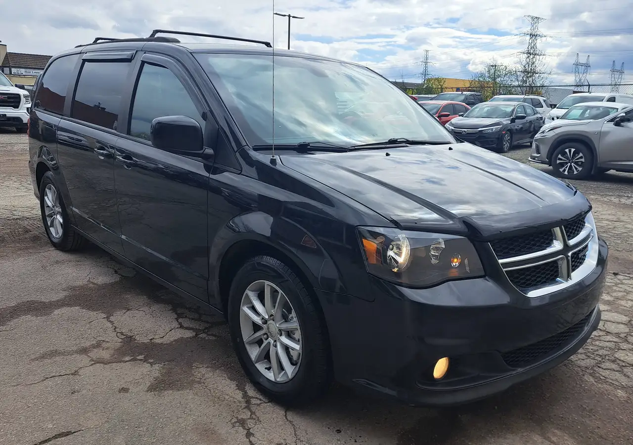 Dodge Grand Caravan снимка Dodge Grand Caravan
