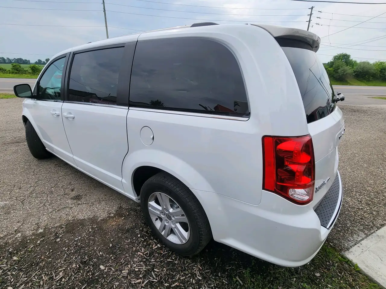 Dodge Grand Caravan снимка Dodge Grand Caravan