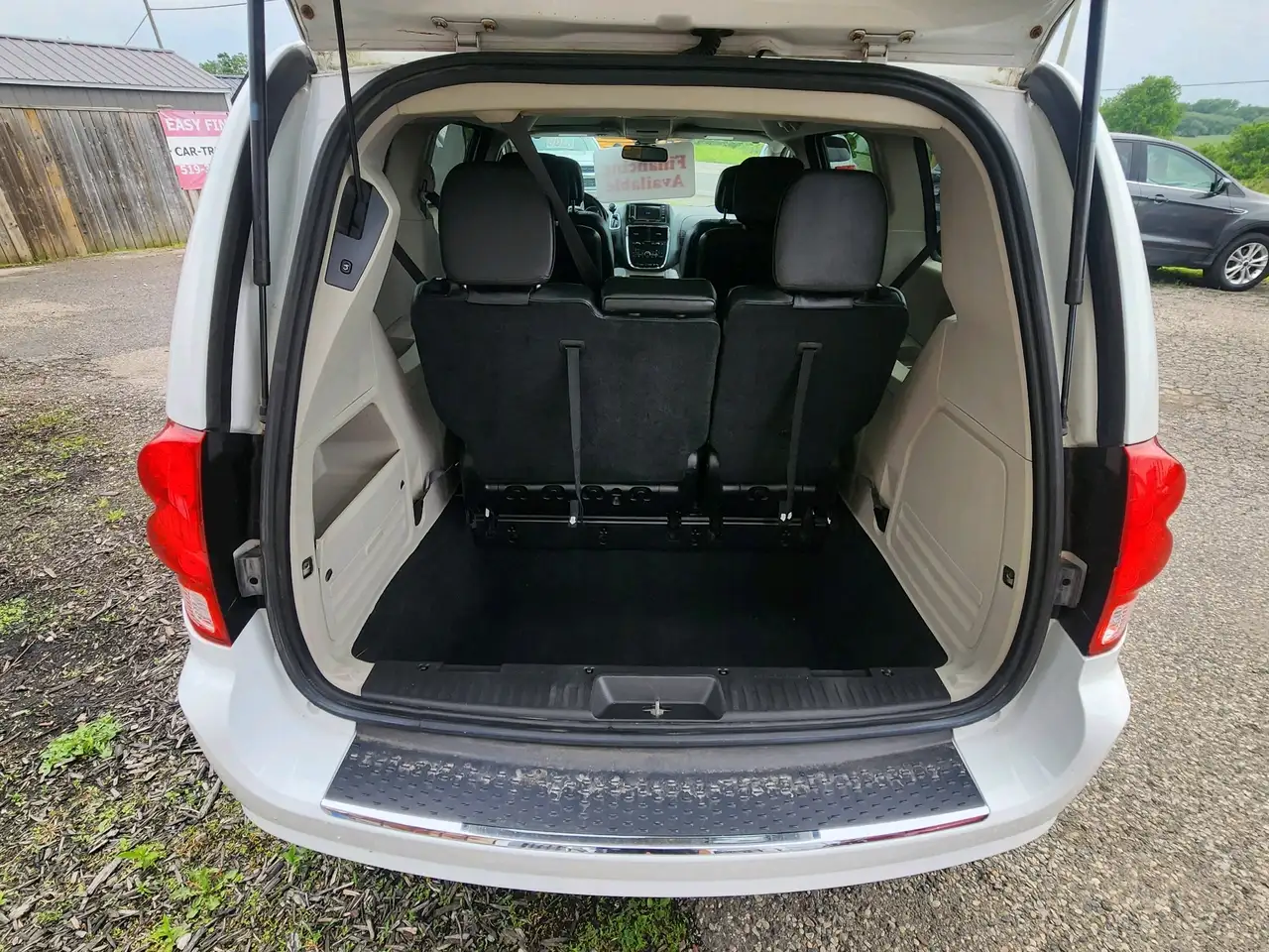 Dodge Grand Caravan снимка Dodge Grand Caravan