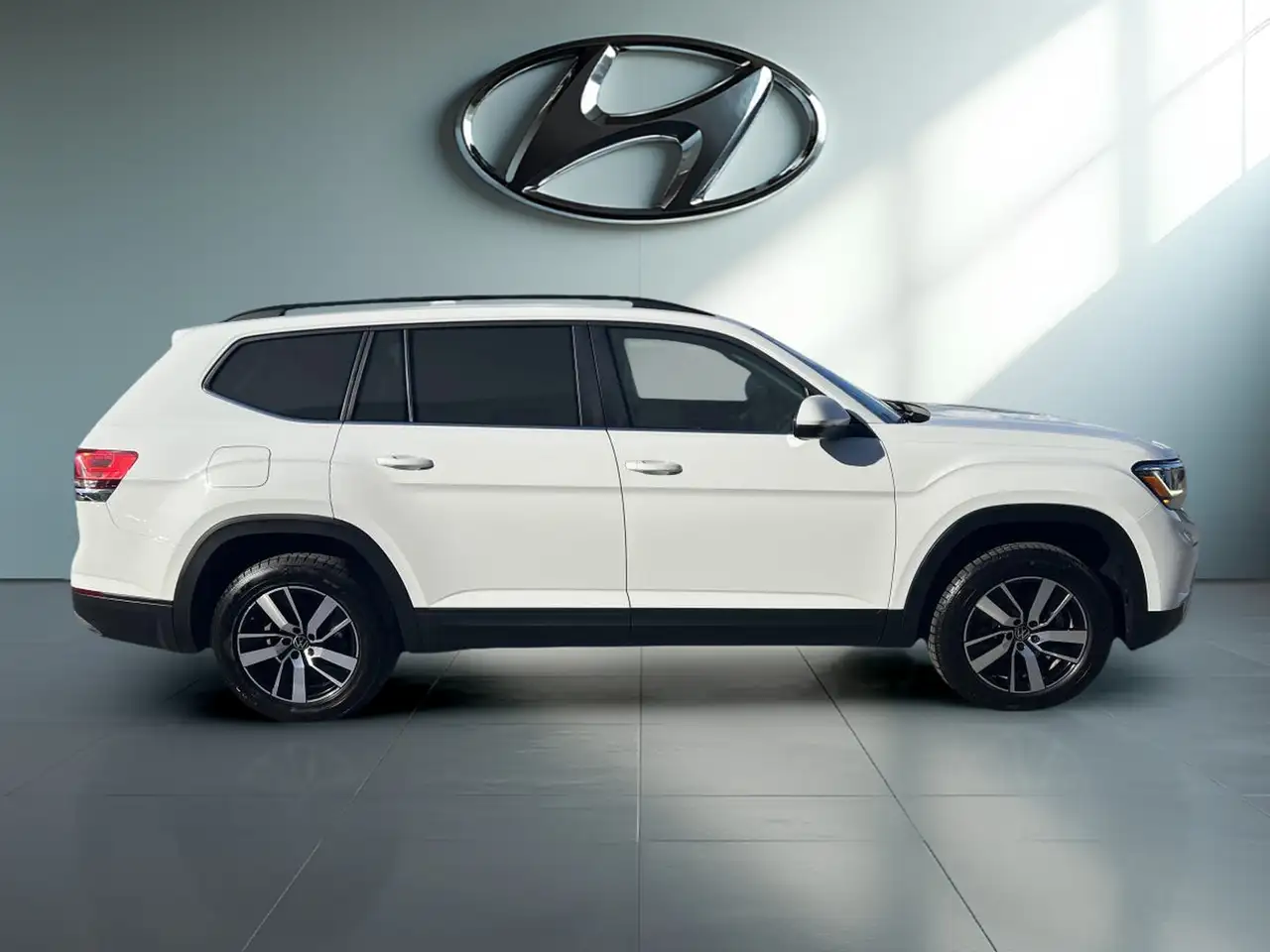 Volkswagen Atlas снимка Volkswagen Atlas