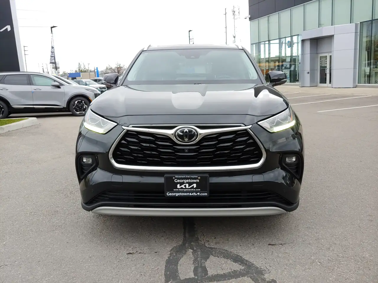 Toyota Highlander снимка Toyota Highlander