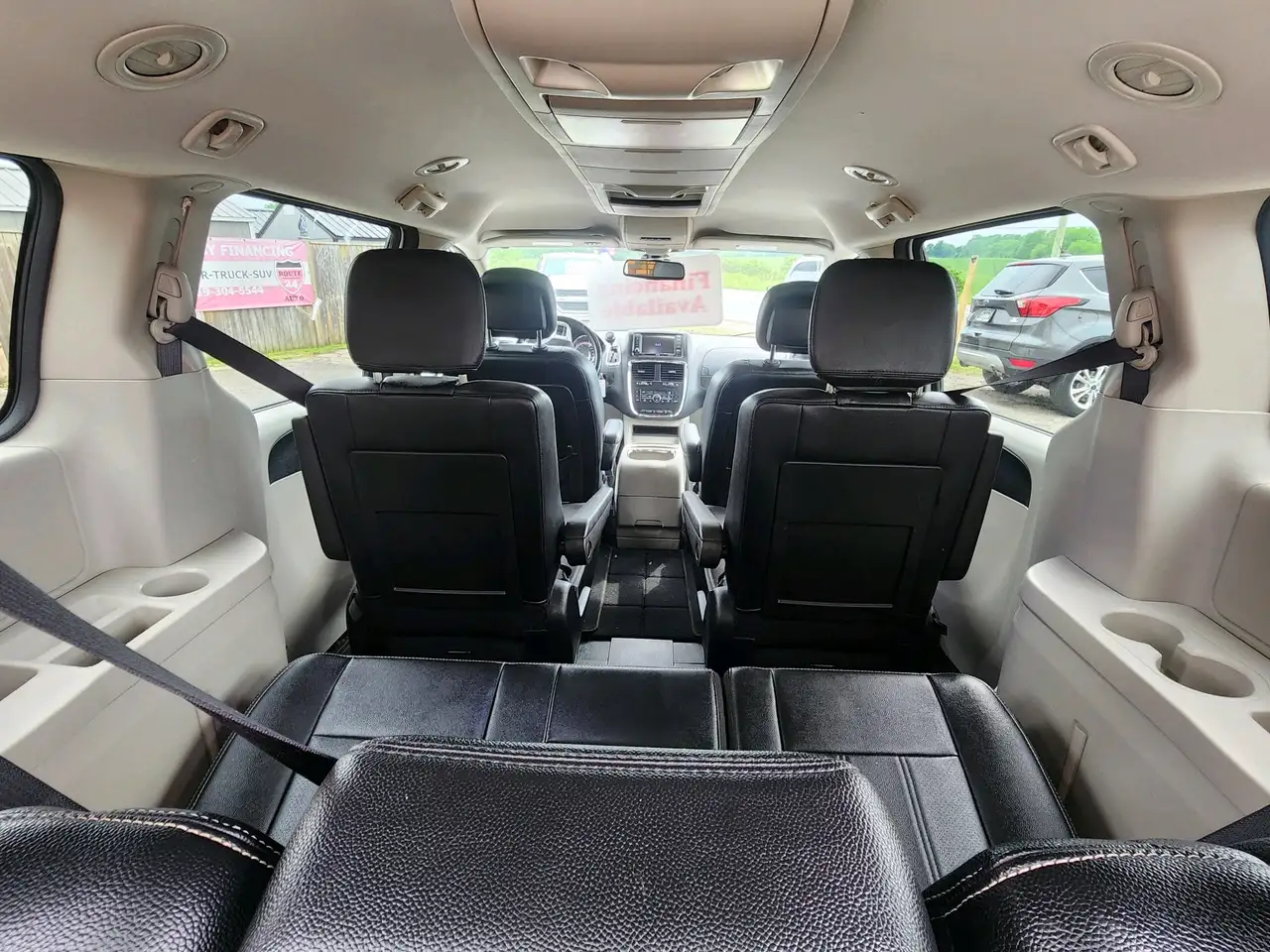 Dodge Grand Caravan снимка Dodge Grand Caravan