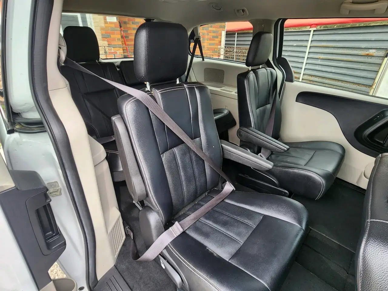 Dodge Grand Caravan снимка Dodge Grand Caravan