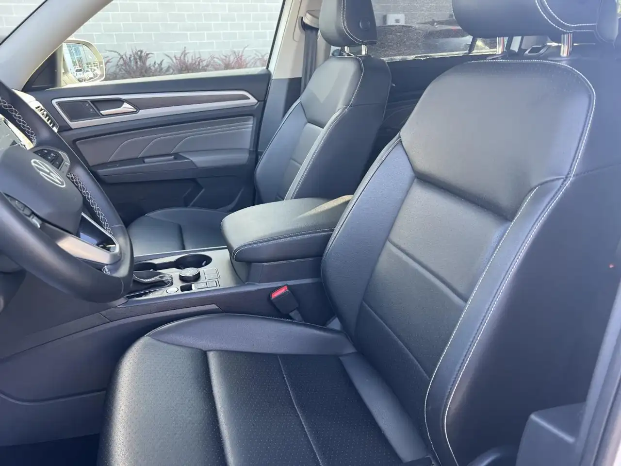 Volkswagen Atlas снимка Volkswagen Atlas