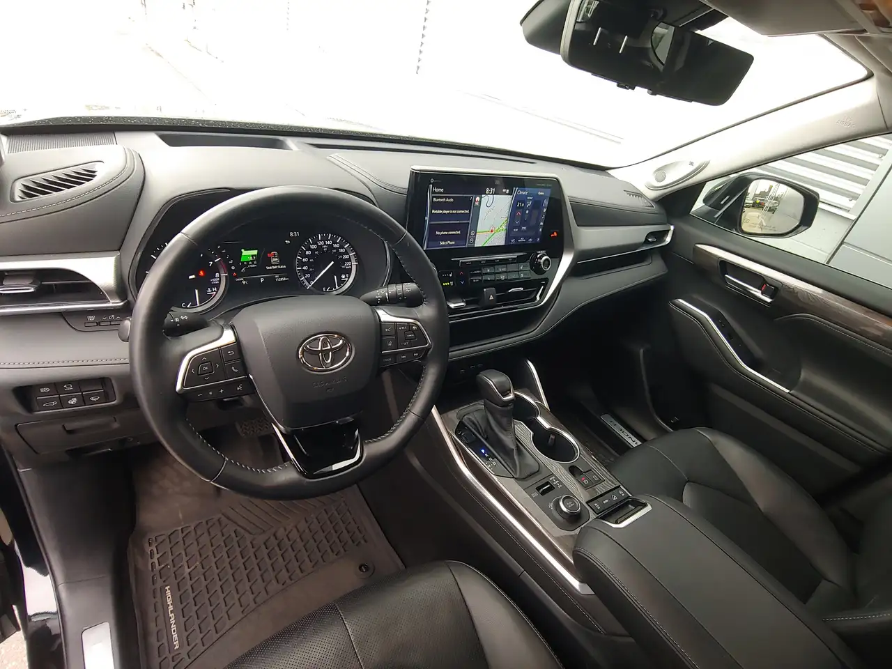 Toyota Highlander снимка Toyota Highlander