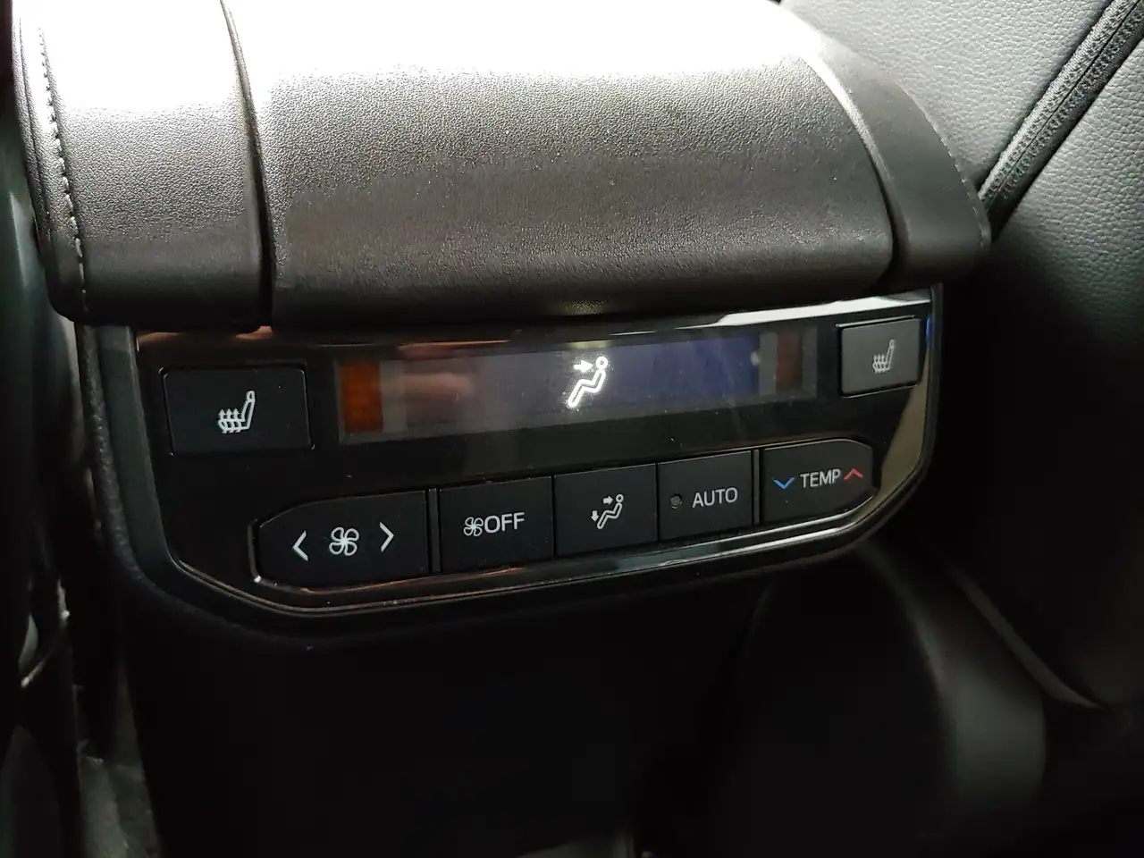 Toyota Highlander снимка Toyota Highlander