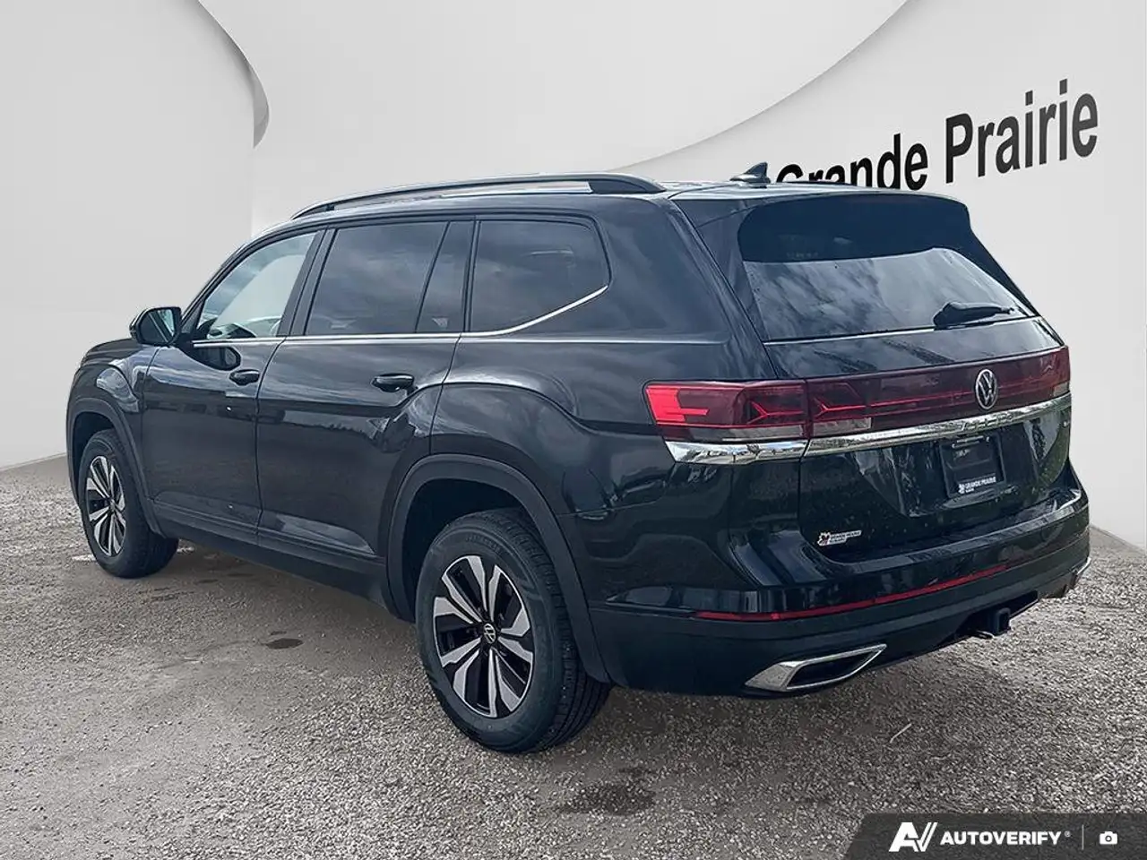 Volkswagen Atlas снимка Volkswagen Atlas