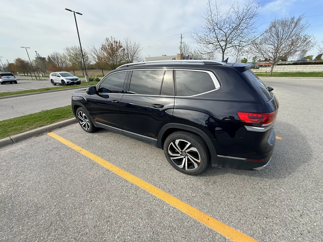 Volkswagen Atlas снимка Volkswagen Atlas
