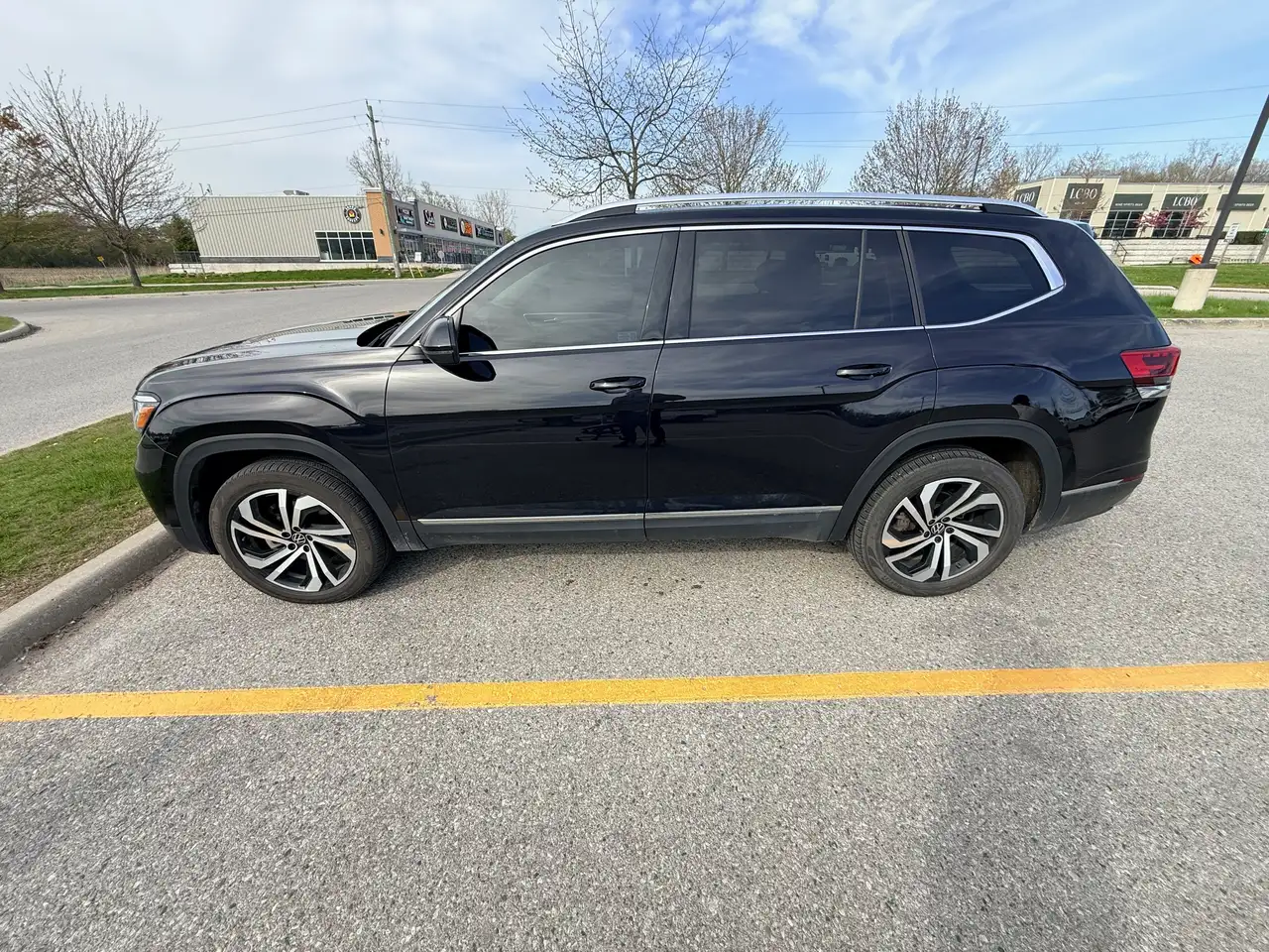 Volkswagen Atlas снимка Volkswagen Atlas