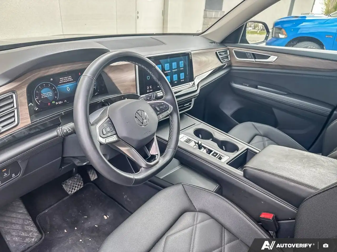 Volkswagen Atlas снимка Volkswagen Atlas