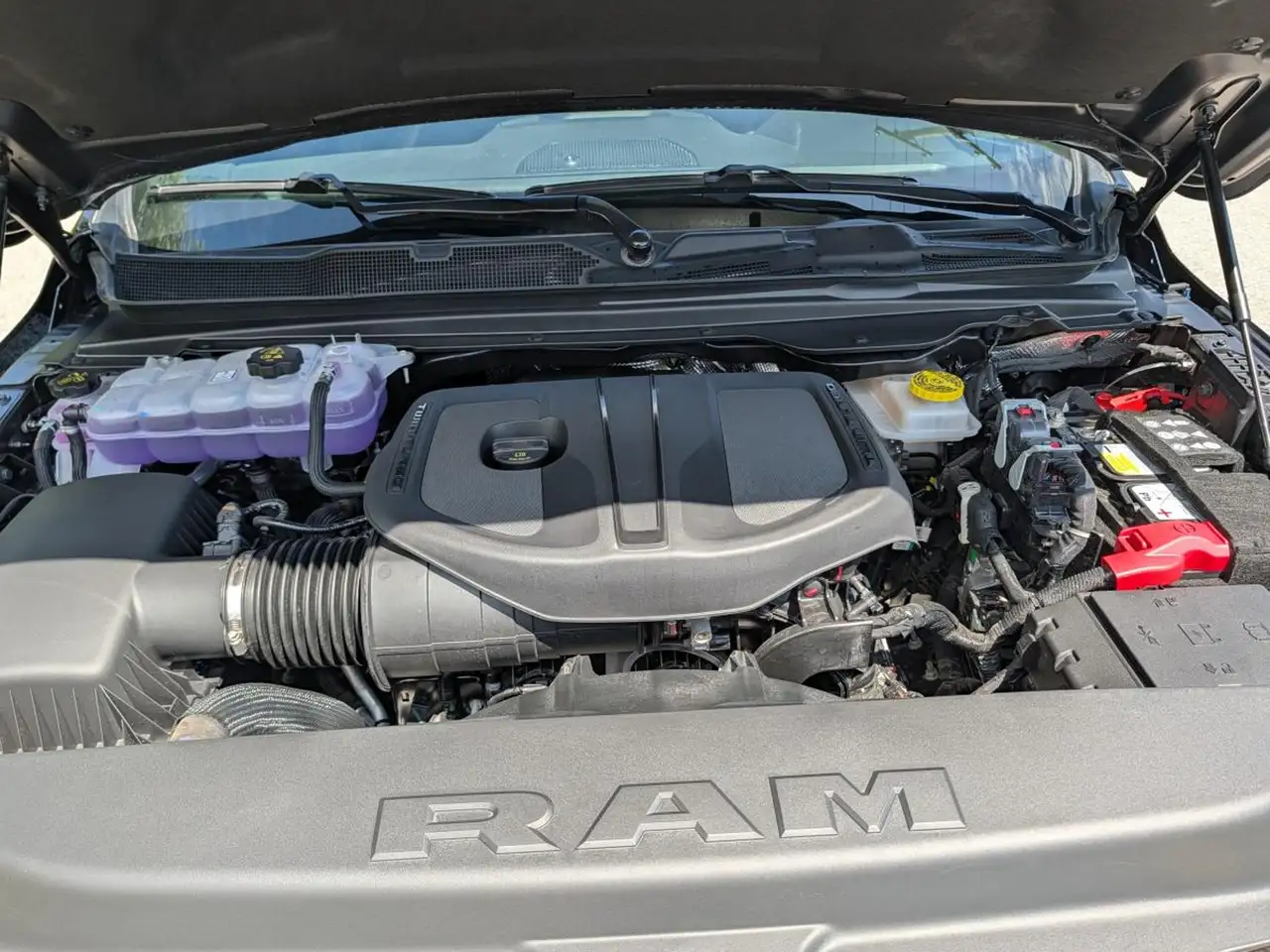 RAM 1500 photo RAM 1500