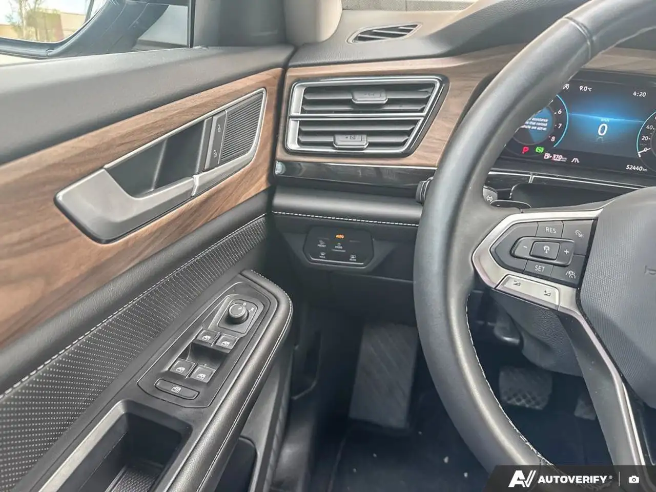 Volkswagen Atlas снимка Volkswagen Atlas
